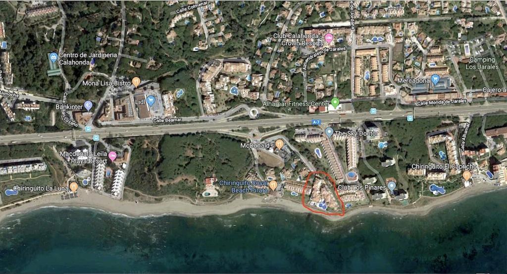 Beachfront Penthouse Apartment With Large Terrace And Breathtaking Sea Views Close To Marbella Spain Sitio de Calahonda 外观 照片
