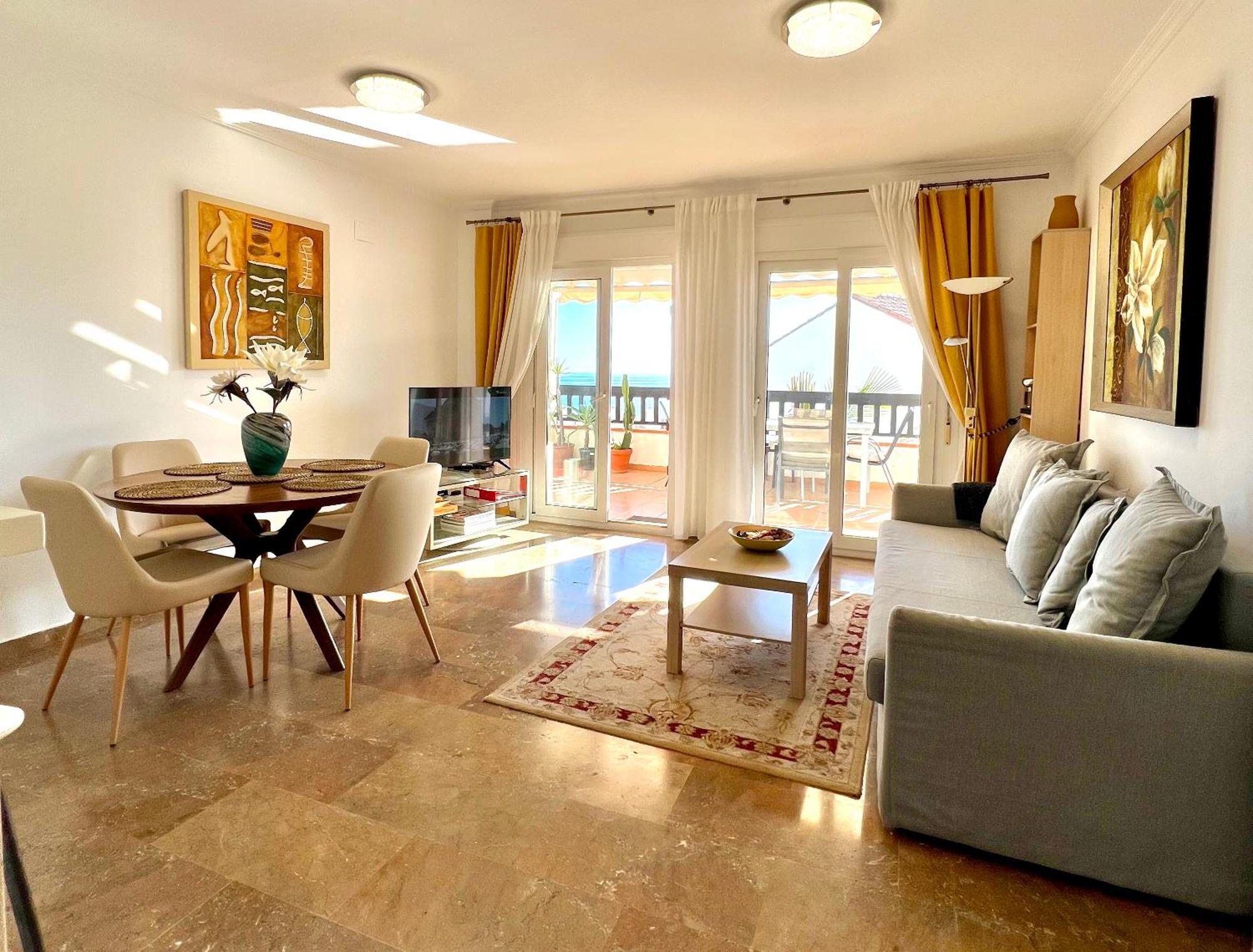 Beachfront Penthouse Apartment With Large Terrace And Breathtaking Sea Views Close To Marbella Spain Sitio de Calahonda 外观 照片