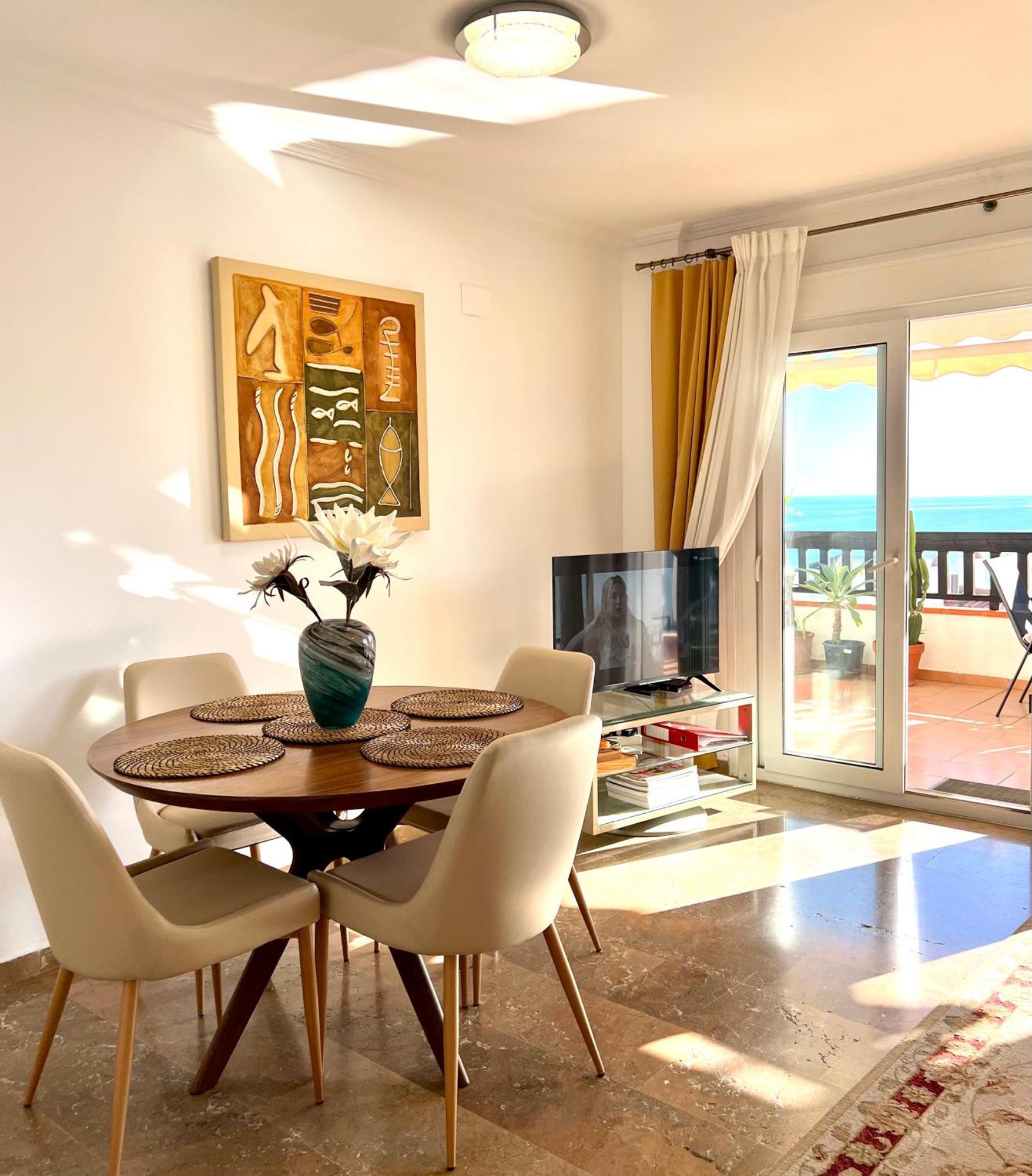 Beachfront Penthouse Apartment With Large Terrace And Breathtaking Sea Views Close To Marbella Spain Sitio de Calahonda 外观 照片