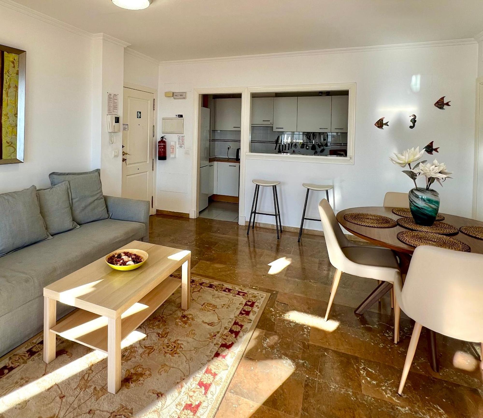 Beachfront Penthouse Apartment With Large Terrace And Breathtaking Sea Views Close To Marbella Spain Sitio de Calahonda 外观 照片